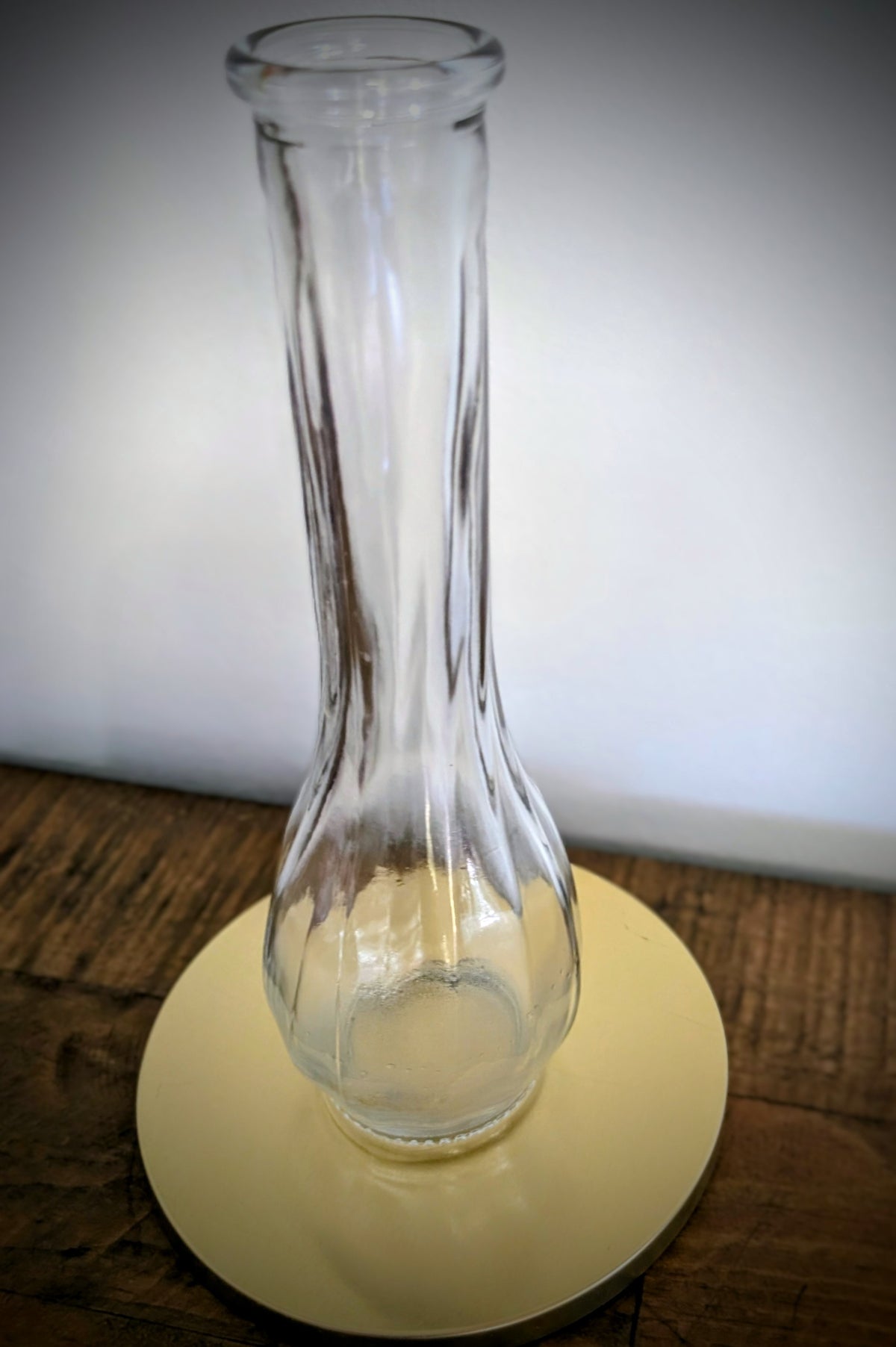 Single Stem Ribbed Bud Vase